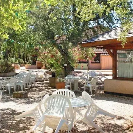 Happy Trimurti Penzion